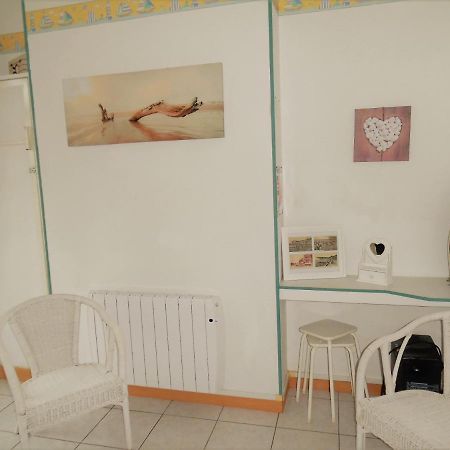 Appartement Avec Cour A 50M De La Plage Mers-les-Bains Eksteriør bilde